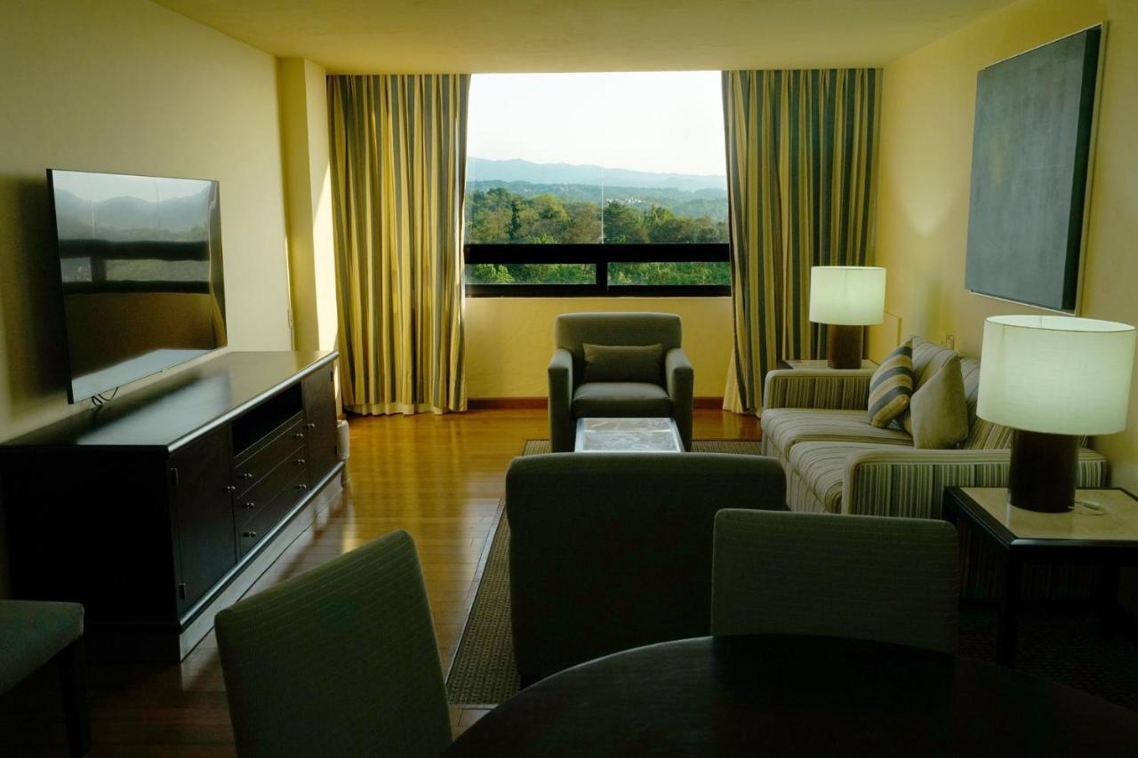 Gamma By Fiesta Americ Xalapa Nubara Exterior photo A living room